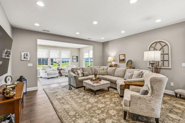 6276 Callaway Square W, New Albany, OH 43054