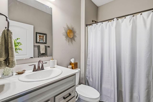 6276 Callaway Square W, New Albany, OH 43054