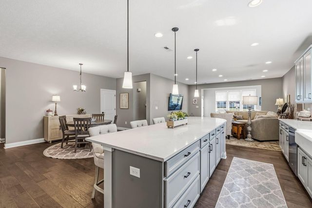 6276 Callaway Square W, New Albany, OH 43054