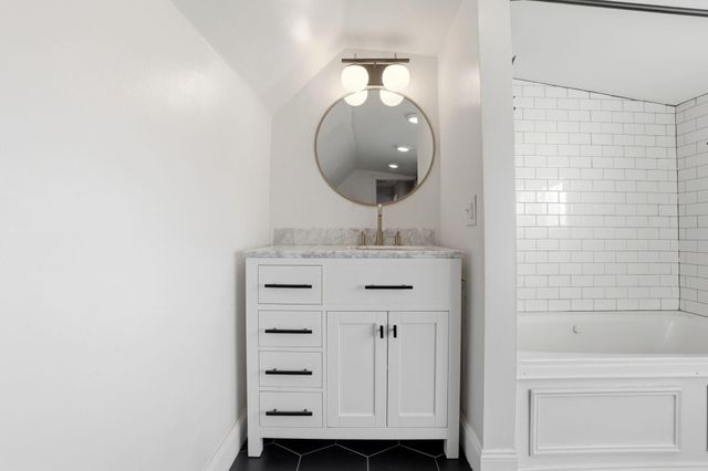 553 Elsmere Street, Columbus, OH 43206