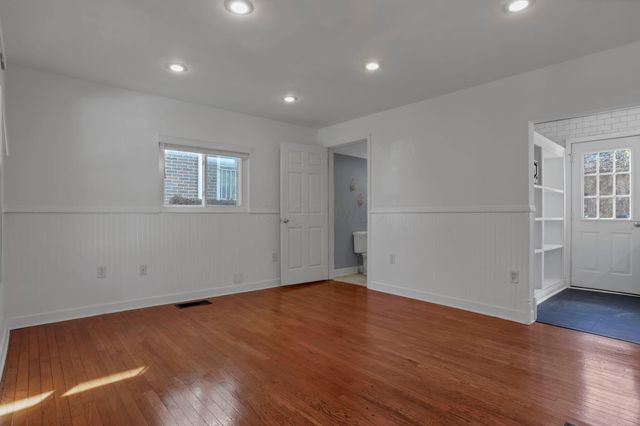 553 Elsmere Street, Columbus, OH 43206