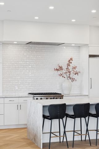 3041 Holmes Avenue S 501, Minneapolis, MN 55408