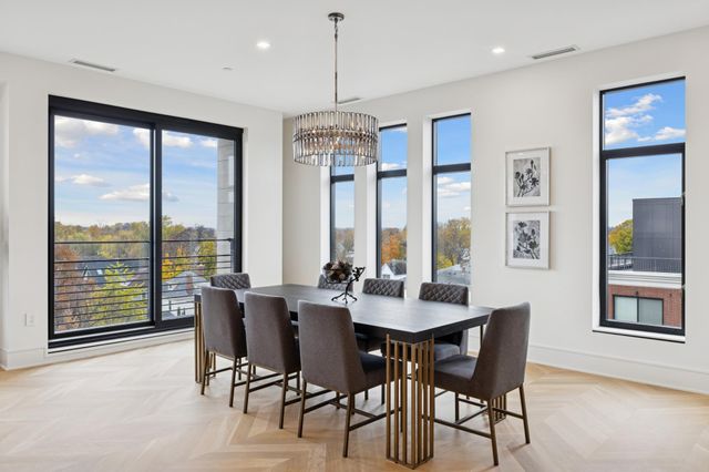 3041 Holmes Avenue S 501, Minneapolis, MN 55408