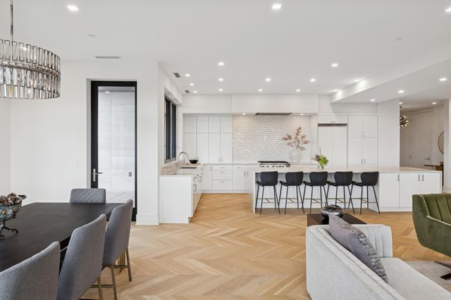 3041 Holmes Avenue S 501, Minneapolis, MN 55408