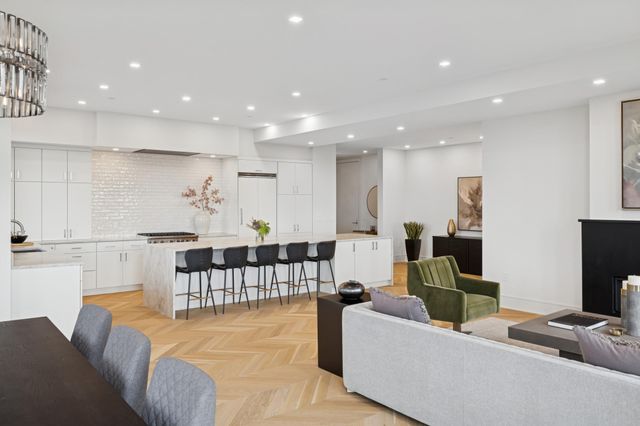 3041 Holmes Avenue S 501, Minneapolis, MN 55408