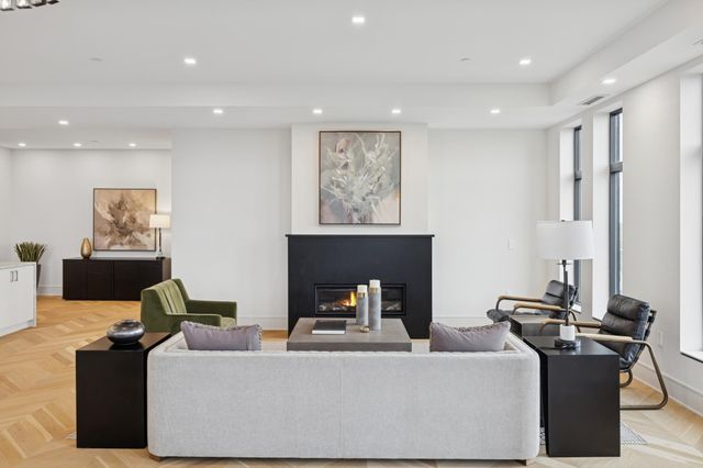 3041 Holmes Avenue S 501, Minneapolis, MN 55408