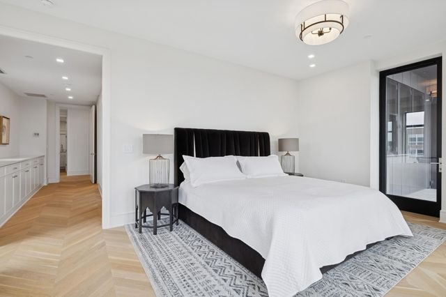 3041 Holmes Avenue S 501, Minneapolis, MN 55408