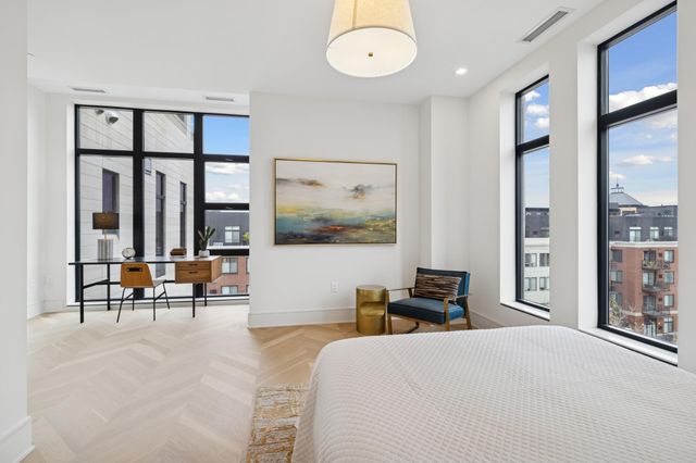 3041 Holmes Avenue S 501, Minneapolis, MN 55408