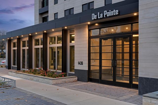 3041 Holmes Avenue S 501, Minneapolis, MN 55408