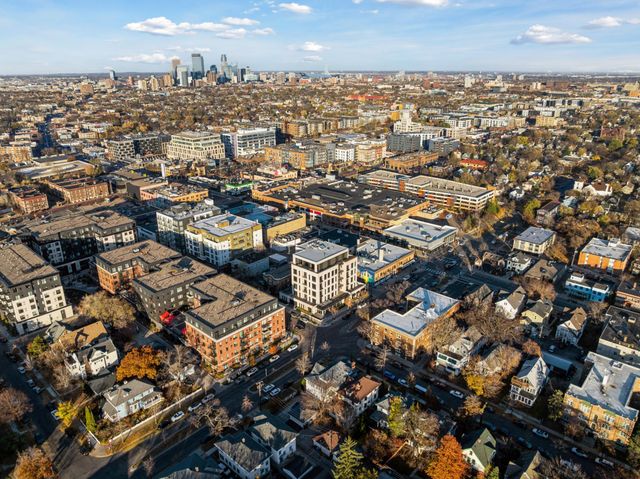 3041 Holmes Avenue S 501, Minneapolis, MN 55408