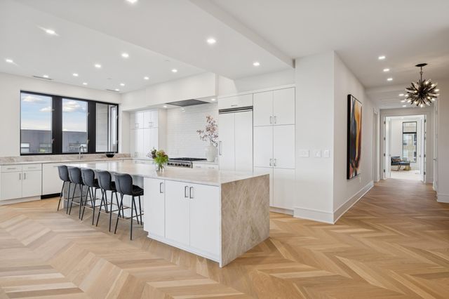 3041 Holmes Avenue S 501, Minneapolis, MN 55408