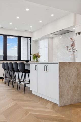 3041 Holmes Avenue S 501, Minneapolis, MN 55408