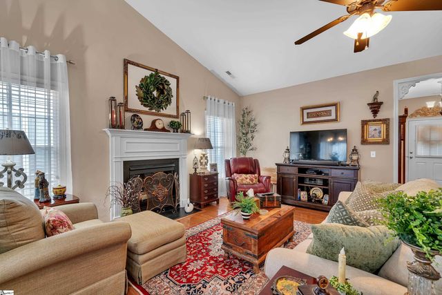 1036 Merlot Court, Moore, SC 29369