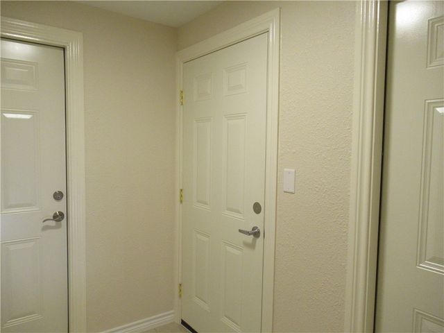 205 West Buck Street, Caldwell, TX 77836
