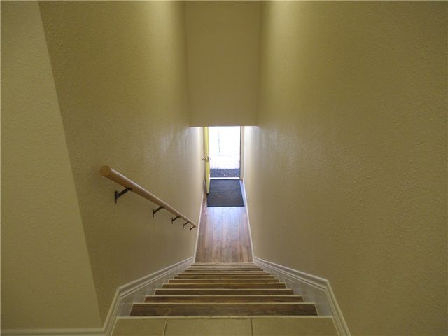 205 West Buck Street, Caldwell, TX 77836