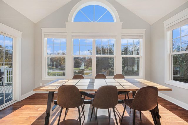 753 Mill Crossing, Valparaiso, IN 46385