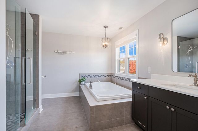 753 Mill Crossing, Valparaiso, IN 46385