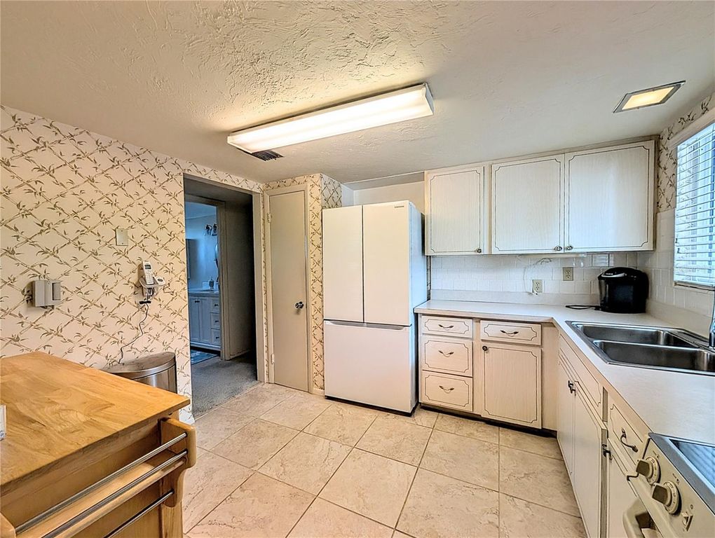 2303 SUNSET DRIVE H7, BRADENTON, FL 34207 — photo 4