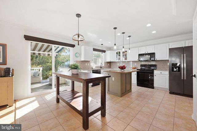 1206 CROSSBOW RD, Mt Airy, MD 21771