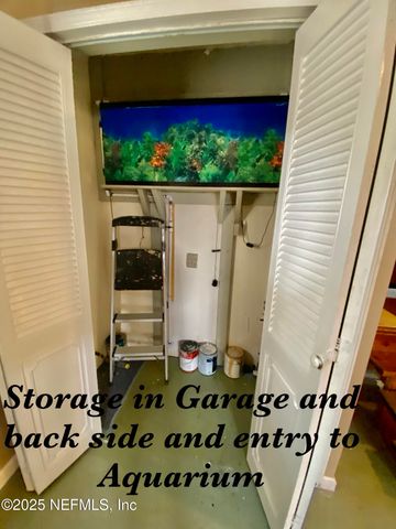 414 HOLIDAY Drive, Interlachen, FL 32148