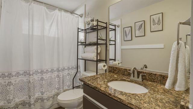 837 E CARNATION DR, Sandy, UT 84094