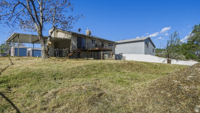 837 E CARNATION DR, Sandy, UT 84094