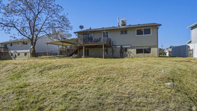 837 E CARNATION DR, Sandy, UT 84094
