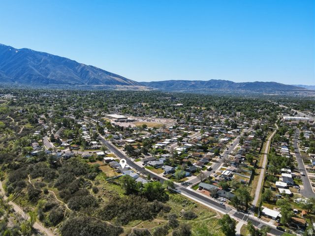 837 E CARNATION DR, Sandy, UT 84094