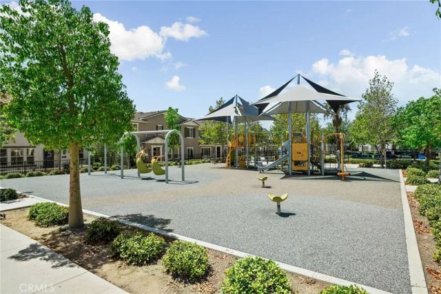 5604 Altamura 3, Fontana, CA 92336