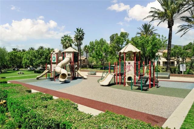 5604 Altamura 3, Fontana, CA 92336