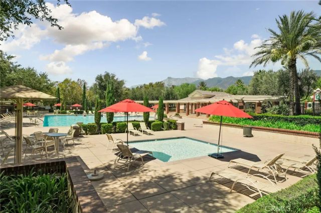 5604 Altamura 3, Fontana, CA 92336