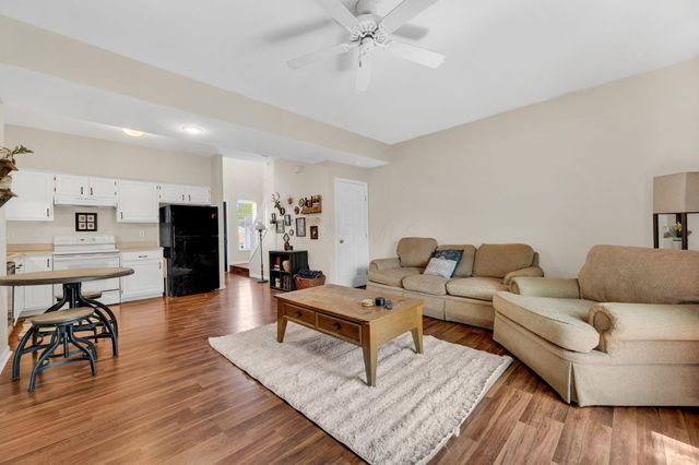 3071 Birch Hollow Way, Columbus, OH 43231