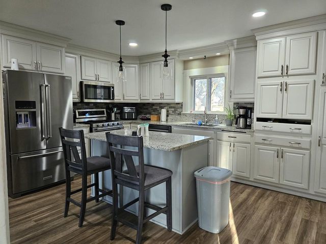 2992 122nd STREET, Franksville, WI 53126