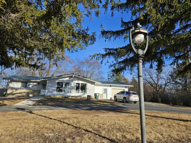 2992 122nd STREET, Franksville, WI 53126