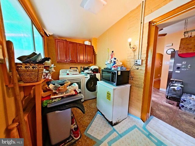 2821 N MARSTON ST, Philadelphia, PA 19132