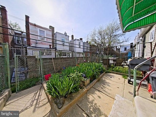 2821 N MARSTON ST, Philadelphia, PA 19132