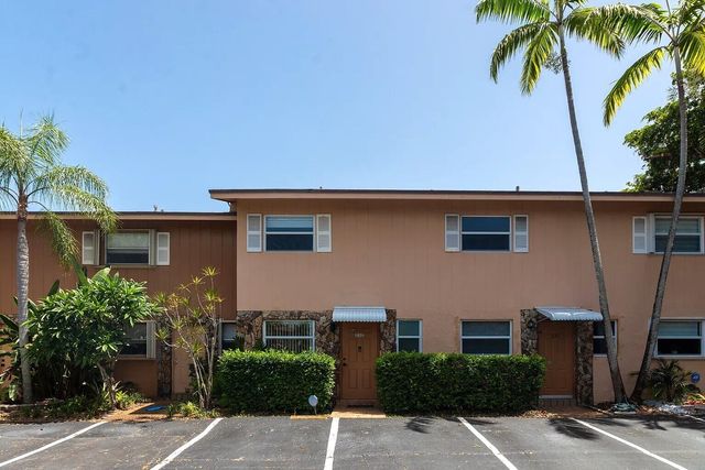450 SE 7th Street 232, Dania Beach, FL 33004
