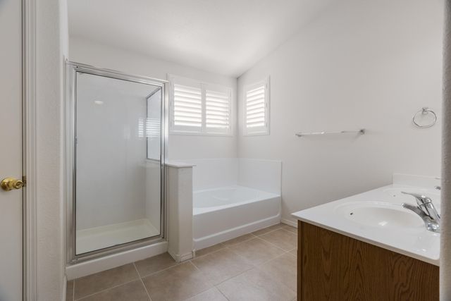 360 Playful Meadows Drive NE, Rio Rancho, NM 87144