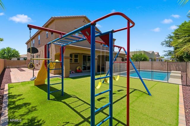 1876 E AZALEA Court, Gilbert, AZ 85298