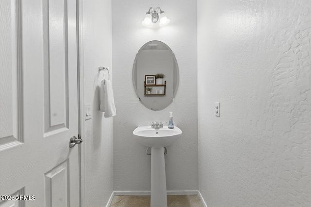 1876 E AZALEA Court, Gilbert, AZ 85298