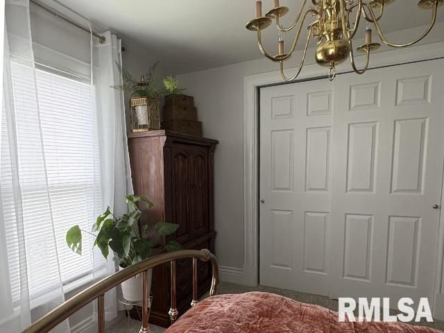 2509 S 10TH Street, Springfield, IL 62703