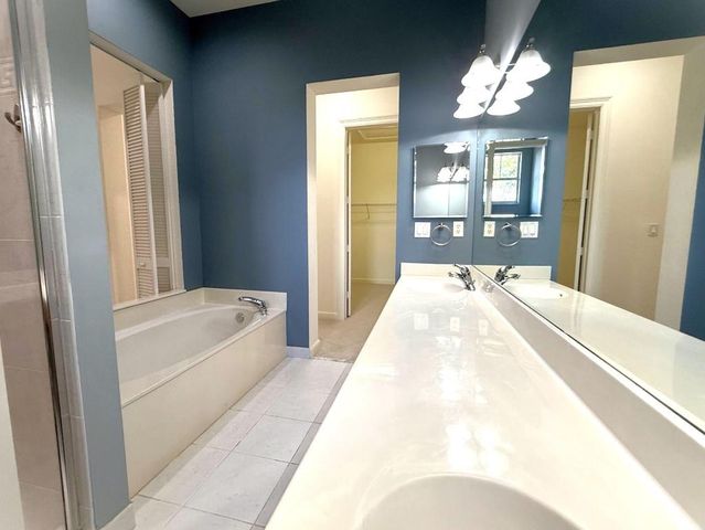 685 Pacific Grove Drive 2, West Palm Beach, FL 33401