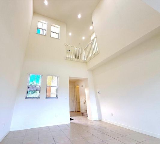 685 Pacific Grove Drive 2, West Palm Beach, FL 33401