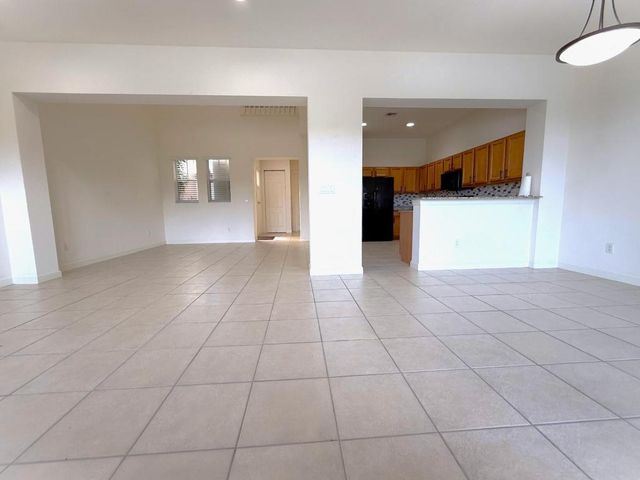 685 Pacific Grove Drive 2, West Palm Beach, FL 33401