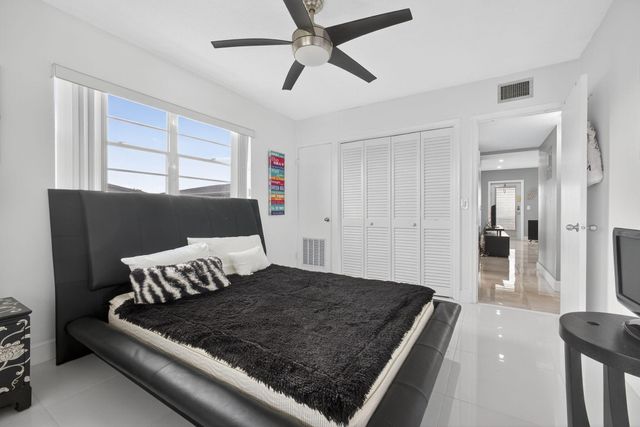 160 EASTHAMPTON G, West Palm Beach, FL 33417