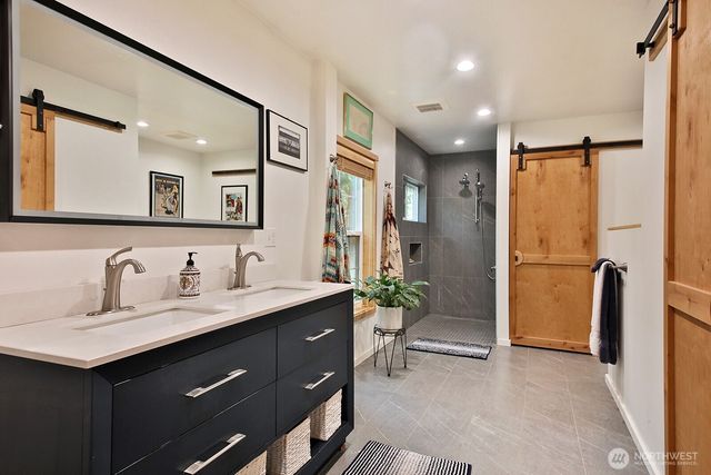 6532 Wahl Road, Freeland, WA 98249