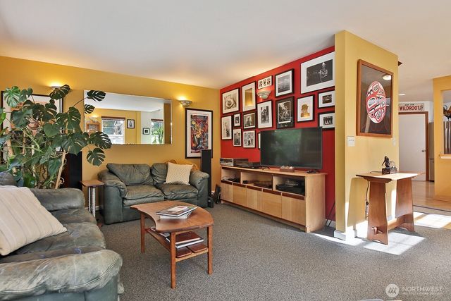 6532 Wahl Road, Freeland, WA 98249