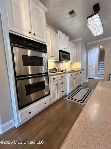 9084 Belle Maison Boulevard, Olive Branch, MS 38654