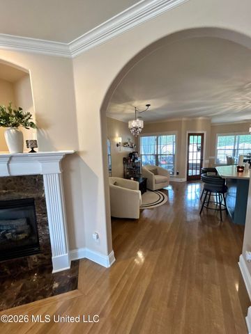 9084 Belle Maison Boulevard, Olive Branch, MS 38654