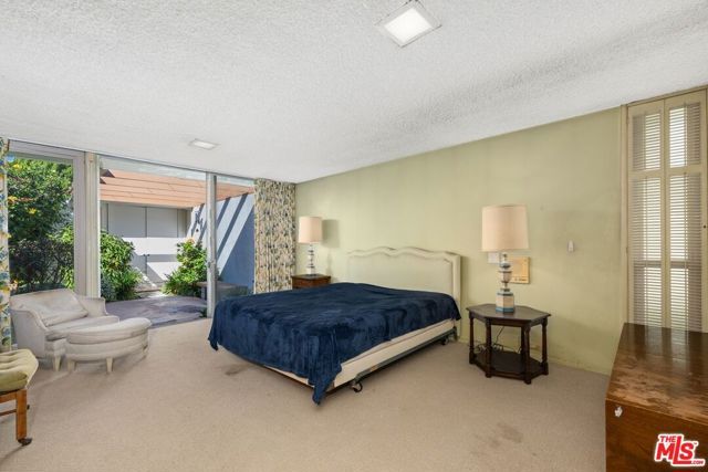 5435 W 64th Street, Los Angeles, CA 90056